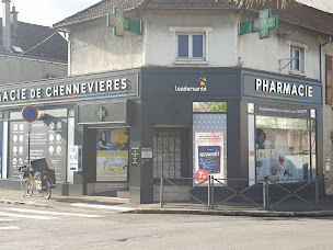 Photo n°1 de Pharmacie de Chennevières à Conflans-Sainte-Honorine (Pharmacie)