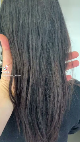Parrucchiere Gionatan Munno art of hair Öffnungszeiten