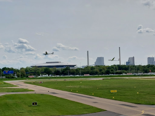 Parkhaus City Airport - Thumbnail