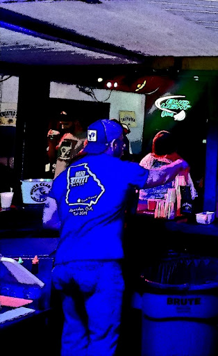 Mid Street Bar and Grill - Thumbnail