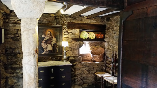 Albergue De Mercadoiro Gallery - Spain