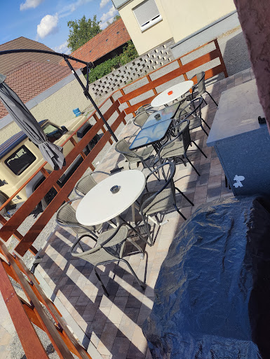 Bistro Hirsch - Thumbnail