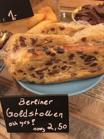 Goldhahn und Sampson Prenzlauer Berg by null