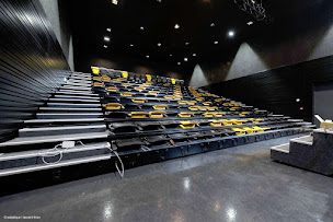 Photo n°6 de MJC de la Vallée à Chaville (Maison de la jeunesse)