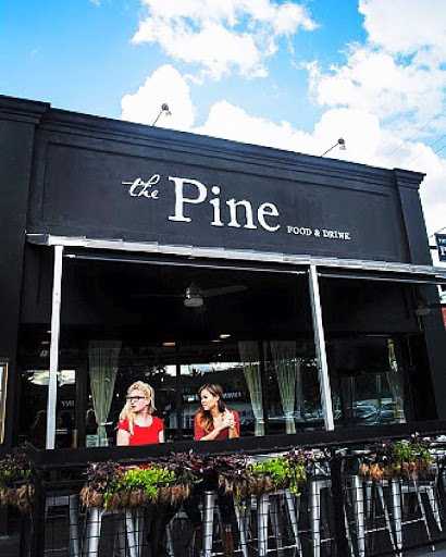 The Pine Bar - Visual