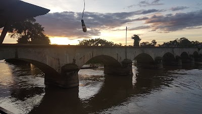 Photos of Takham Sarnxok