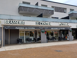 Photo n°11 de LE CYNTRA Bar Resto Pmu à Villefontaine (Bar PMU)