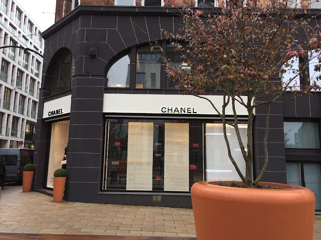 CHANEL BOUTIQUE HAMBURG