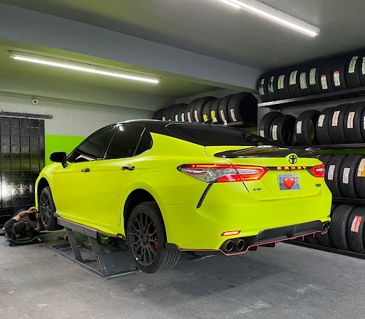 Alverio's Tire - Thumbnail