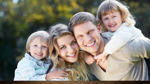 Kimes Charles R DDS & Associates: South Overland Park