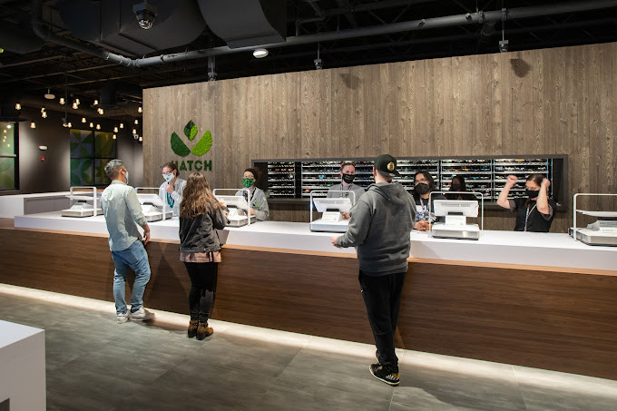 Hatch Weed Shop - Wheeling: A Premier Recreational Marijuana Dispensary with Over 500 Quality Products