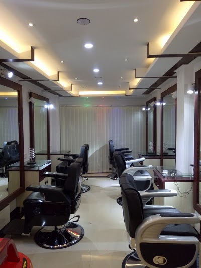 Photos of Men's World Makeover Salon