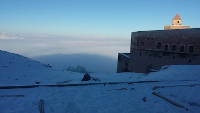 Photos of Has Unlu Mam&uuml;lleri