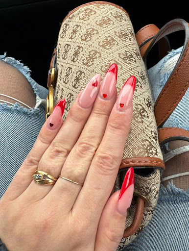 Les ongles de Nine - Thumbnail