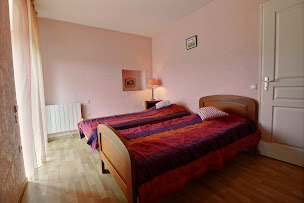 Photo n°4 de Gîte de l'Hirondelle - Gîtes de France à Bazouges-la-Pérouse (Lodge)