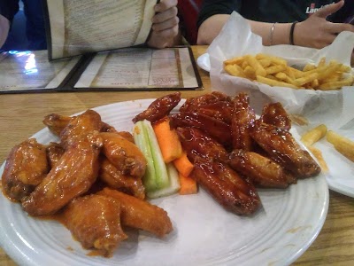 Cafe Hot wings