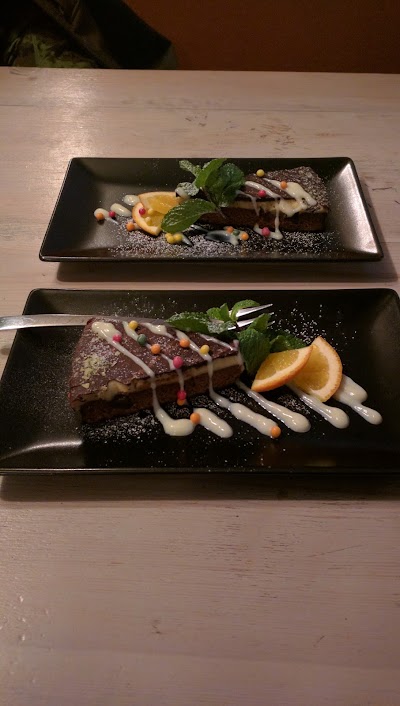 Photos of Alfredi Pub