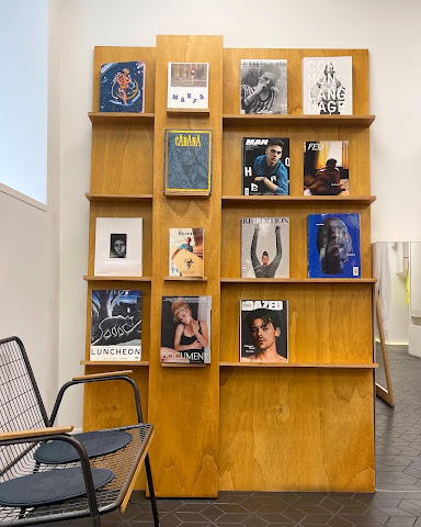 Tom Greyhound Paris by null