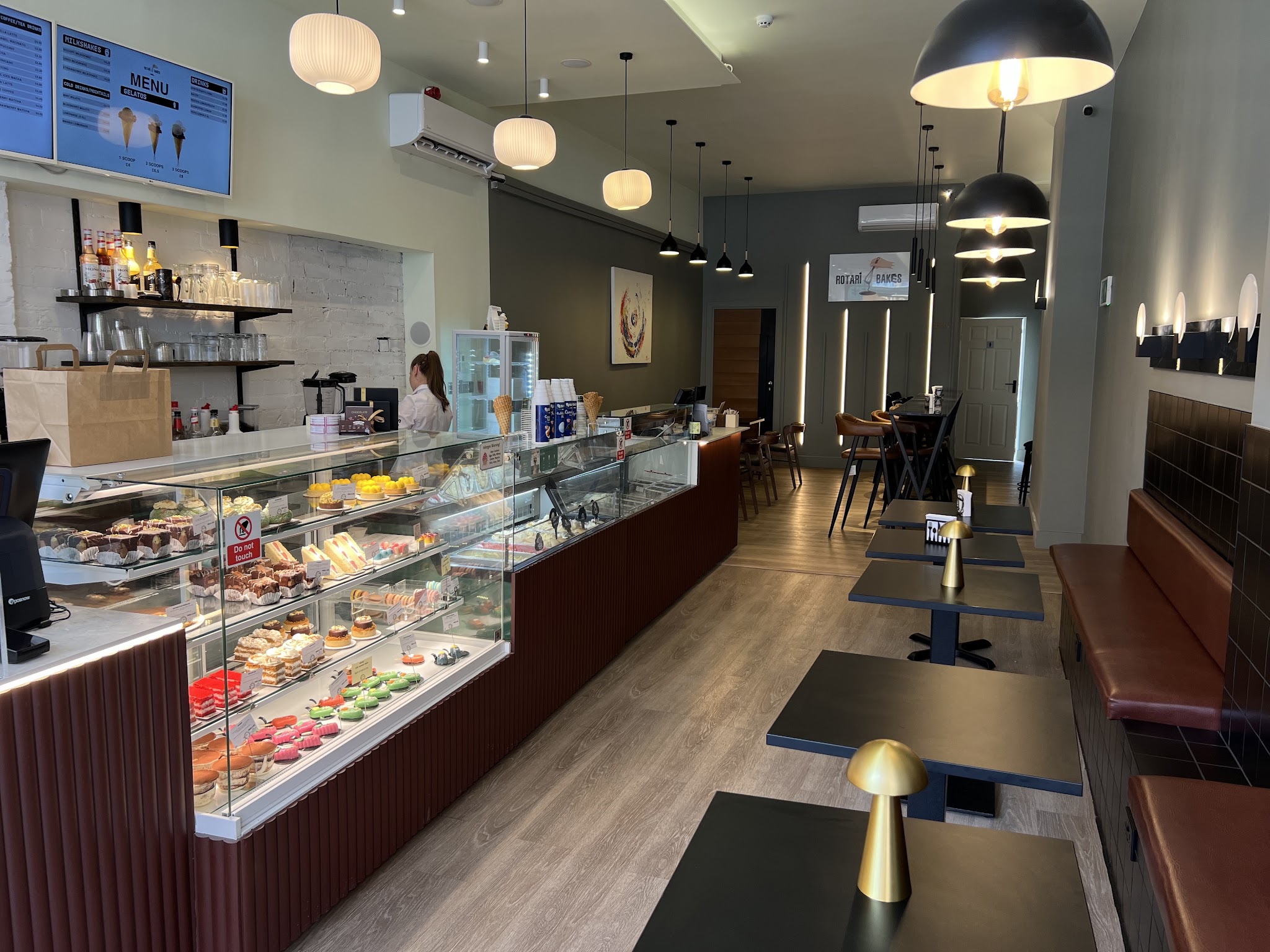 Rotari Bakes - Cakes & Sweets - photo 1