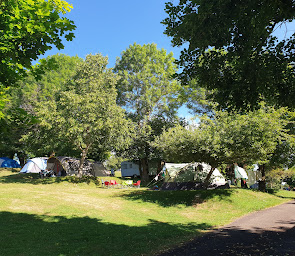 Photo n°10 de Camping de la Haute Sioule à Saint-Bonnet-près-Orcival (Lodge)