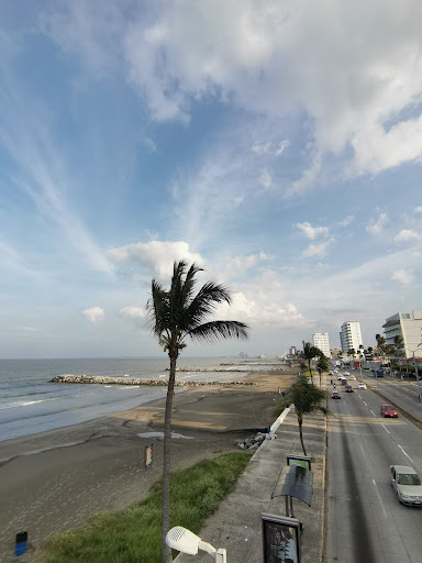 Playa Los Arcos - Thumbnail