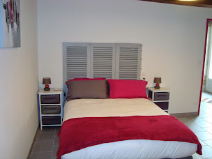 Photo n°9 de O ZIRONDELS à La Vernelle (Chambre d'hôtes)