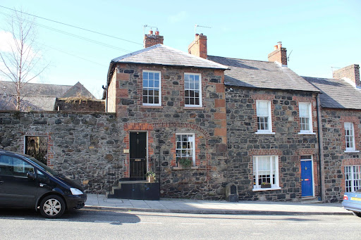 No33 Coach House Royal Hillsborough - Thumbnail