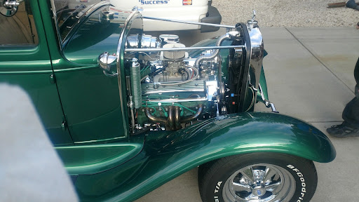 Vic's Autobody - Thumbnail