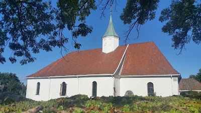 Photos of Tj&oslash;lling kirke