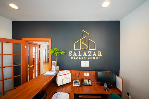 Salazar Realty Group Logo
