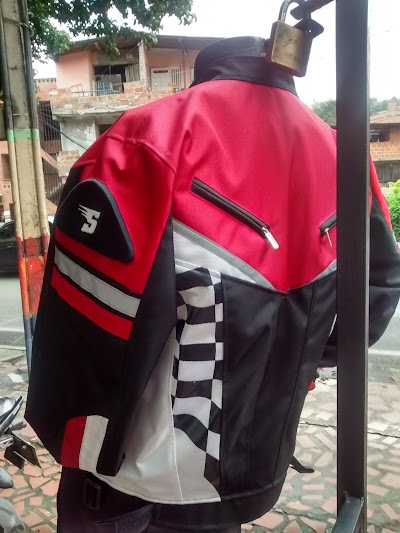Photos of SHIAPARELLI JACKETS