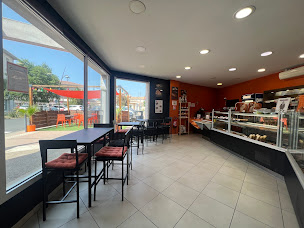 Photo n°2 de Boulangerie Leininger à Bassan (Boulangerie)