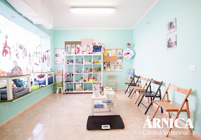 Photos of Cl&iacute;nica veterinaria &Aacute;rnica. Tu veterinario en el centro de Sevilla