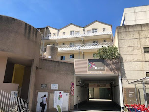 Photo n°5 de Dr Philippe Tabo - Chirurgien Dentiste à Montigny le Bretonneux 78 à Montigny-le-Bretonneux (Parodontiste spécialiste des implants dentaires)