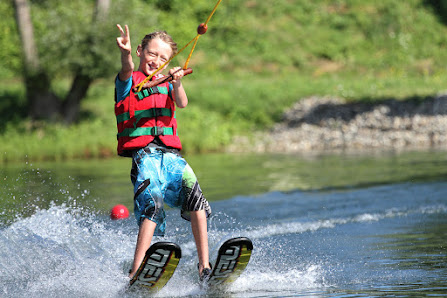 Inselsee Allgäu – Wasserski & Wakeboardlift Am Inselsee 2, 87544 Blaichach, Deutschland