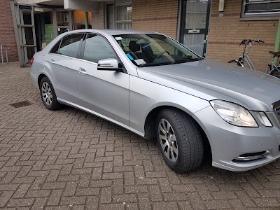 Photos of The Roo Taxi and Car Rental