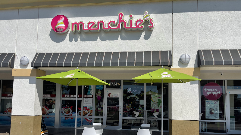 Menchie's Frozen Yogurt — photo