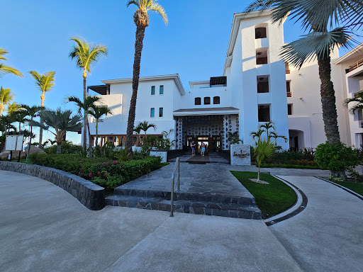 Javier's Restaurant at The Cabo Azul Resort - Thumbnail