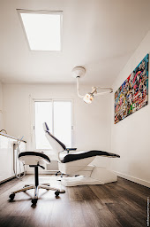 Photo n°2 de Dr Lopes - Exercice limité à l'orthodontie à Jonzac (Dentiste)