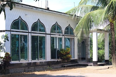 Photos of Chanmia Member Bari Mosque