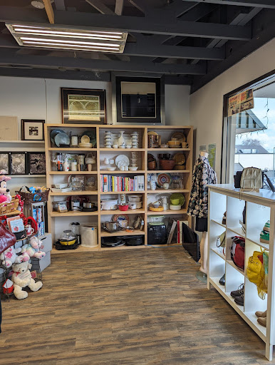 WIN Resale Shop - WestShore - Thumbnail