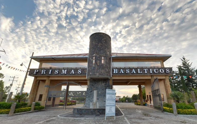 Basaltic Prisms of Santa María Regla by null