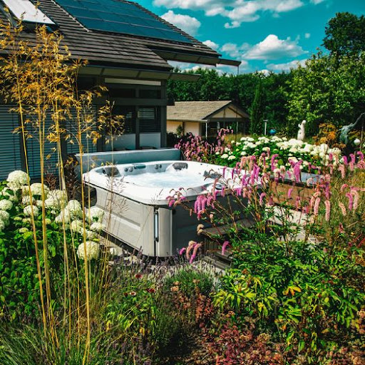 Sanishop Jacuzzi dealer Valenciennes - Thumbnail