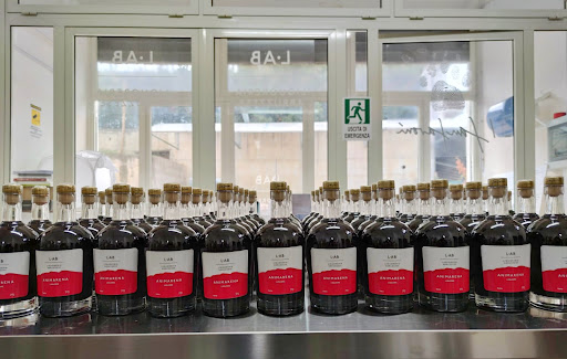 Enoteca Showroom L·AB Liquoreria ABruzzese