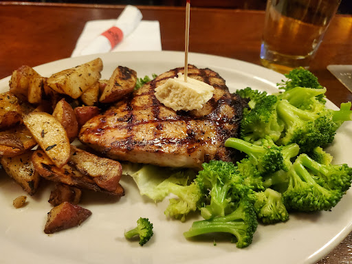 Trainwreck Saloon Westport - Thumbnail