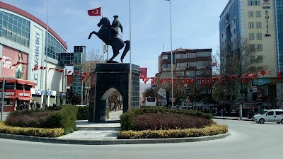 Hükümet Meydanı