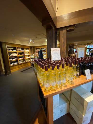 Biltmore Wine Shop Gallery - United States