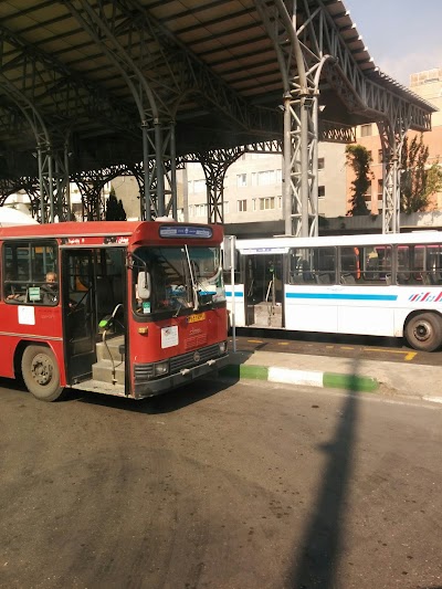 Photos of Park Way Bus Stationاخرین ایستگاه خط ۴