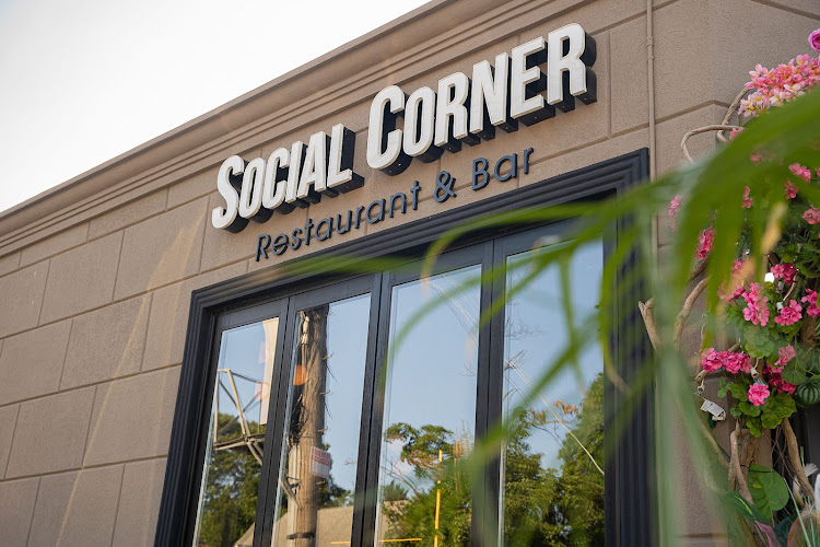 Social Corner Restaurant, Rosedale, NY