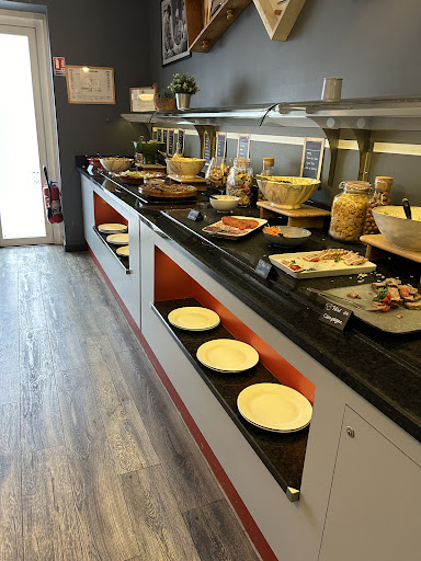 Au Buffet - Thumbnail